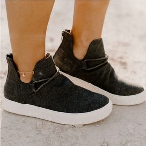 Sale🫠 Very G Legacy Grey Charcoal Smoke Smokey Distressed Braided High-Top